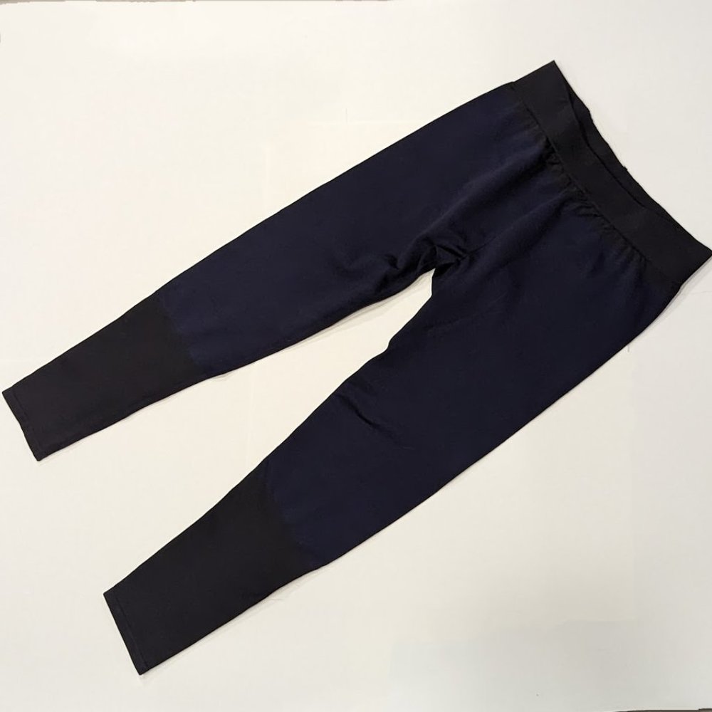 Fabletics Navy and Black Seamless Leggings, Size Large